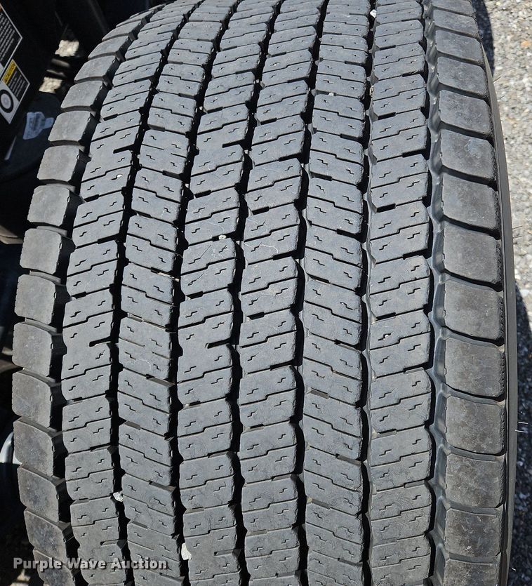 image for item OK9923 2019 Kenworth T680 semi truck