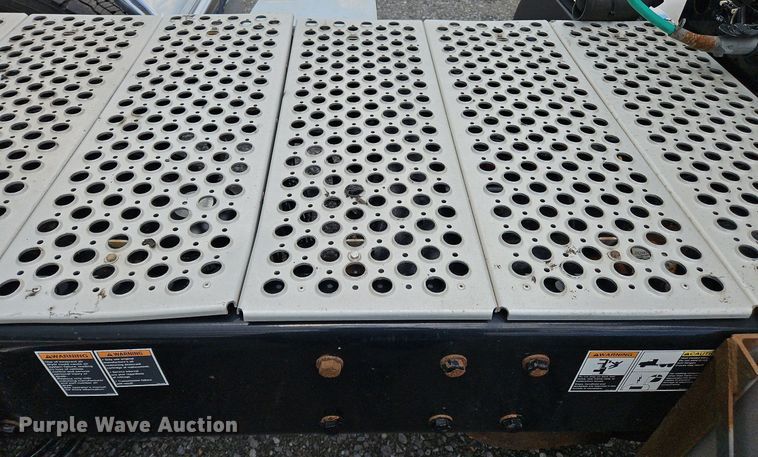 image for item OK9924 2020 Kenworth  T680 semi truck