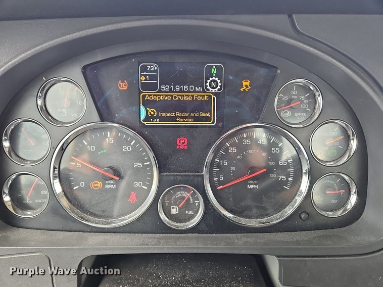 image for item OK9924 2020 Kenworth  T680 semi truck