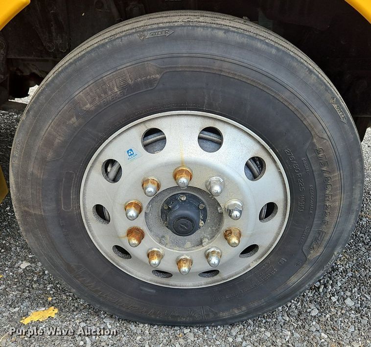 image for item OK9924 2020 Kenworth  T680 semi truck