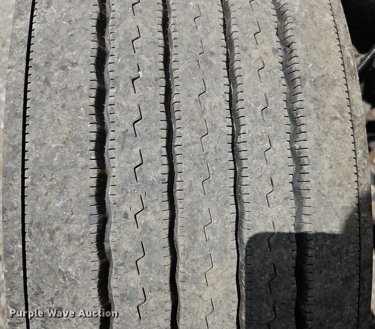 image for item OK9925 2020 Kenworth  T680 semi truck