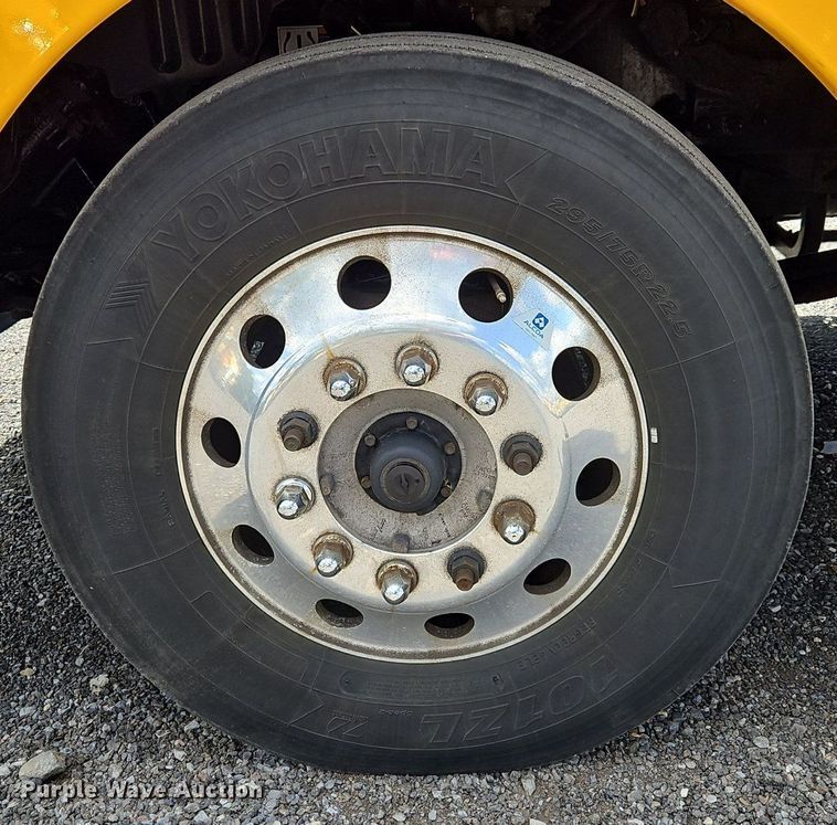 image for item OK9925 2020 Kenworth  T680 semi truck