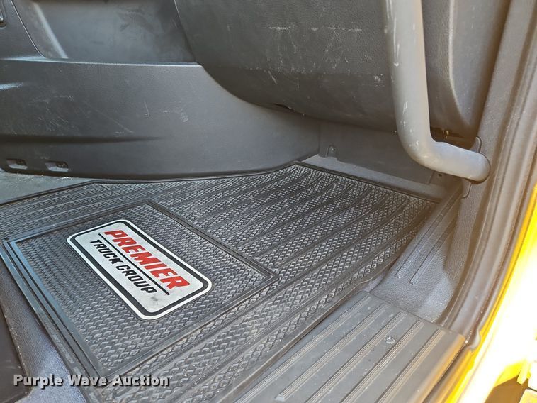 image for item OK9926 2021 Freightliner  Cascadia 126 semi truck