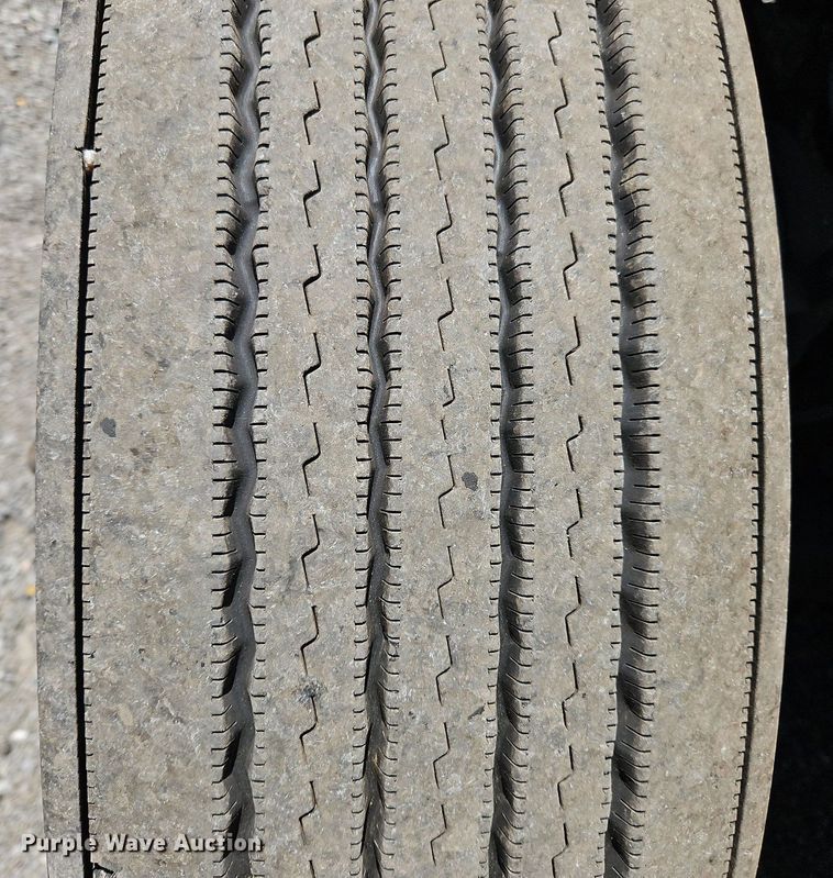 image for item OK9926 2021 Freightliner  Cascadia 126 semi truck