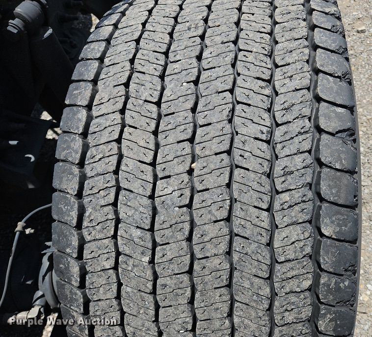 image for item OK9926 2021 Freightliner  Cascadia 126 semi truck