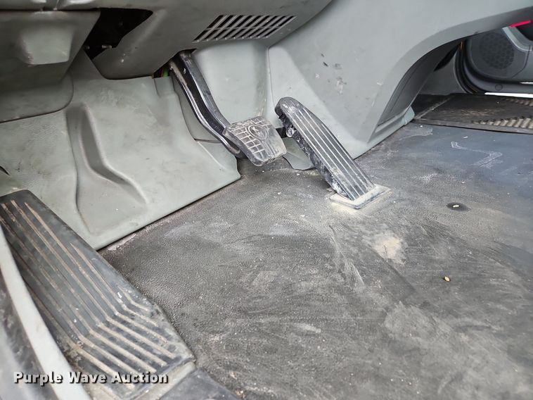 image for item OK9927 2020 Kenworth T680 semi truck