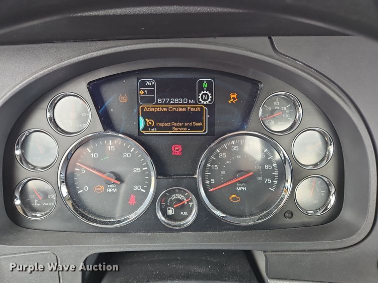 image for item OK9927 2020 Kenworth T680 semi truck