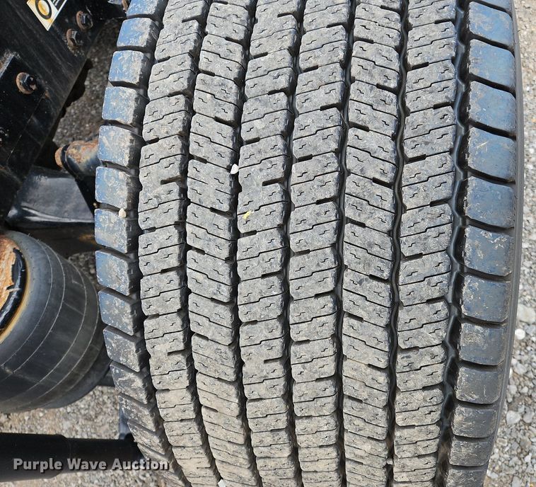 image for item OK9927 2020 Kenworth T680 semi truck