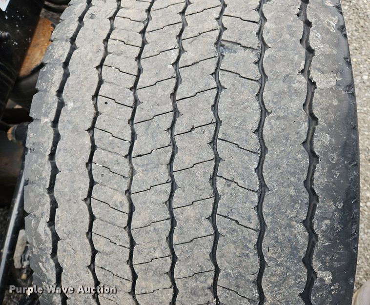 image for item OK9927 2020 Kenworth T680 semi truck