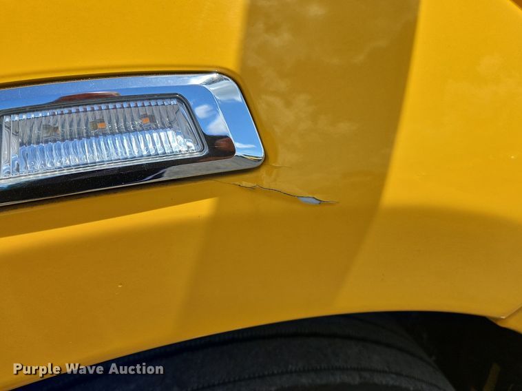 image for item OK9929 2019 Kenworth  T680 semi truck