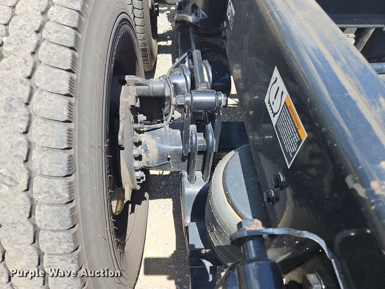 image for item OK9930 2020 Kenworth  T680 semi truck