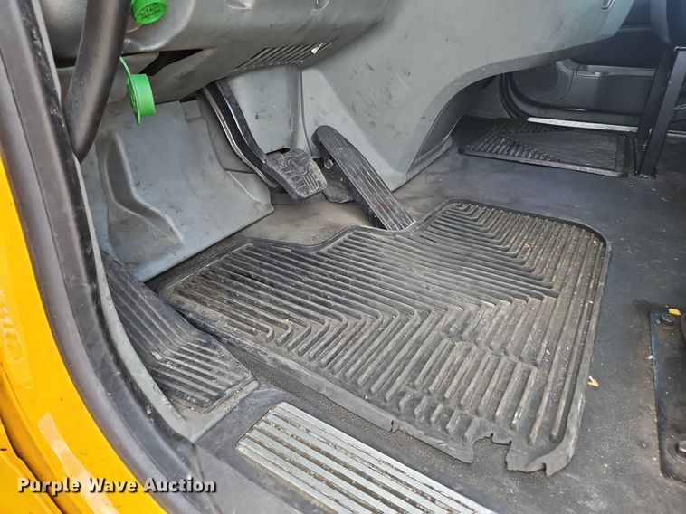 image for item OK9930 2020 Kenworth  T680 semi truck