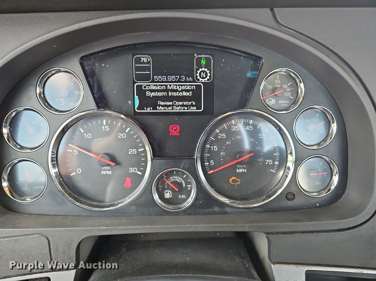 image for item OK9930 2020 Kenworth  T680 semi truck