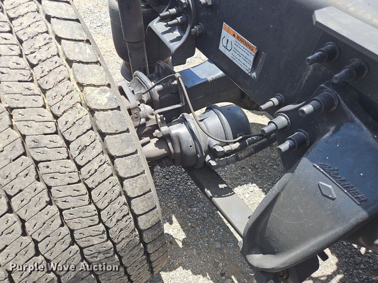 image for item OK9931 2021 Freightliner  Cascadia 126 semi truck