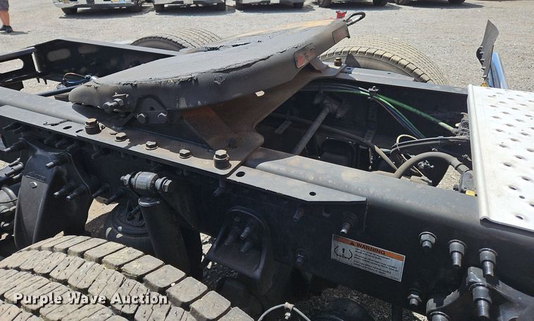 image for item OK9931 2021 Freightliner  Cascadia 126 semi truck