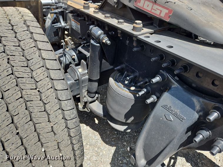 image for item OK9931 2021 Freightliner  Cascadia 126 semi truck