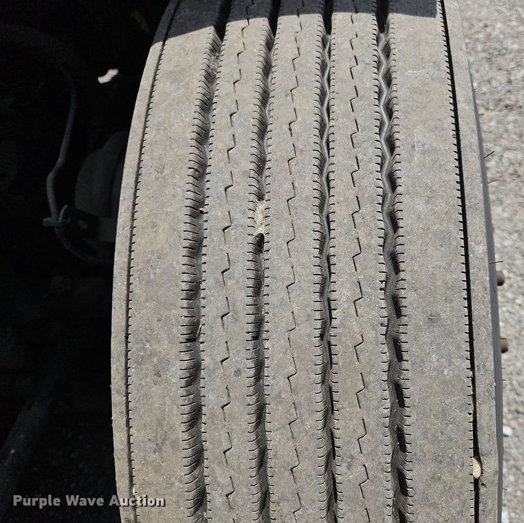 image for item OK9931 2021 Freightliner  Cascadia 126 semi truck