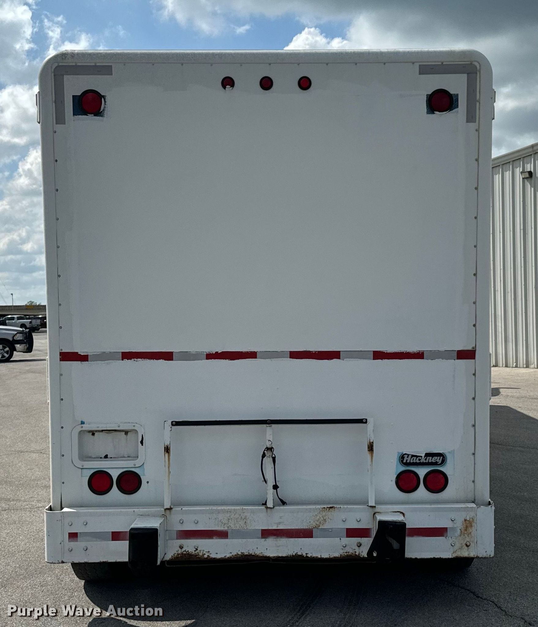 2000 Hackney & Sons delivery trailer in Collinsville, OK Item ND9360 for sale Purple Wave