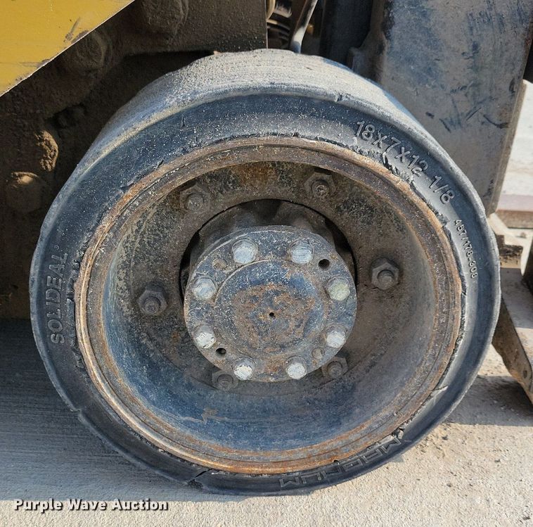 image for item DG0600 1981 Hyster S50XL forklift