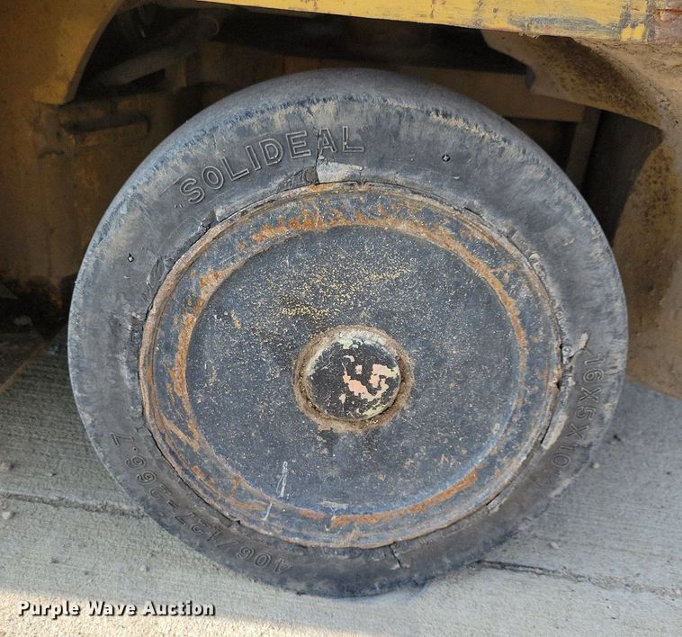 image for item DG0600 1981 Hyster S50XL forklift