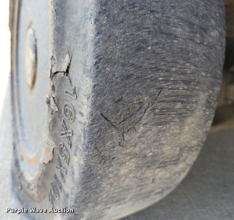 image for item DG0600 1981 Hyster S50XL forklift