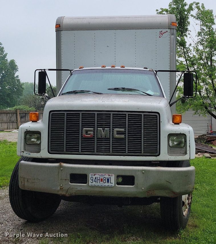 image for item DI3053 1995 GMC TopKick C6500 box truck