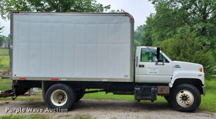 image for item DI3053 1995 GMC TopKick C6500 box truck