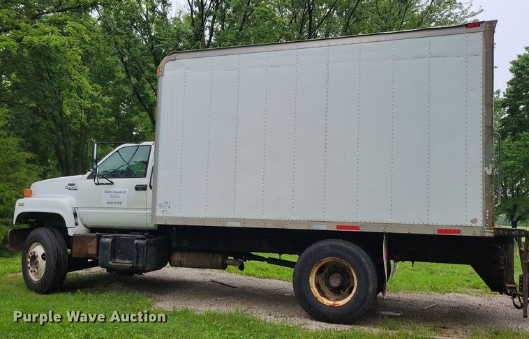 image for item DI3053 1995 GMC TopKick C6500 box truck