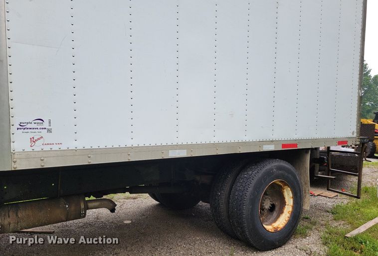 image for item DI3053 1995 GMC TopKick C6500 box truck