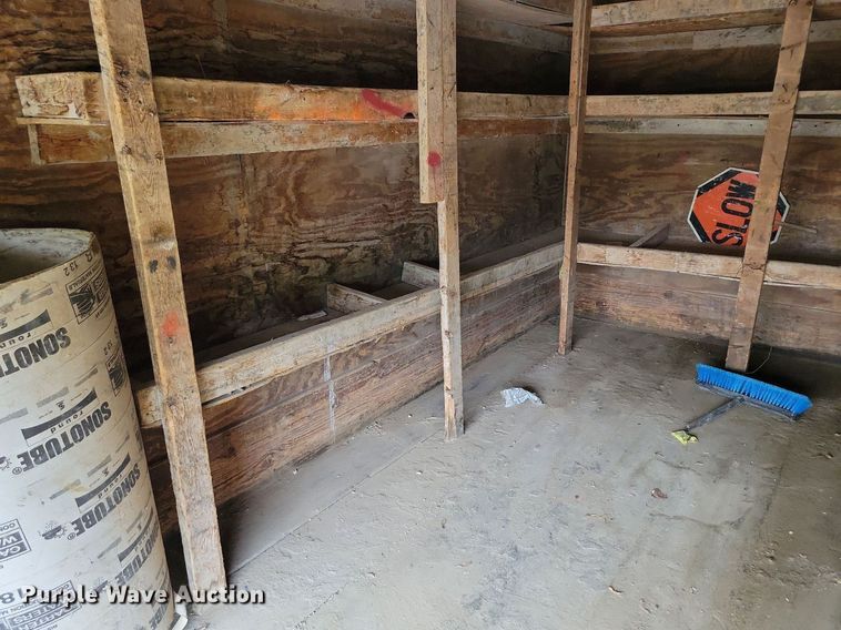 image for item DI3053 1995 GMC TopKick C6500 box truck