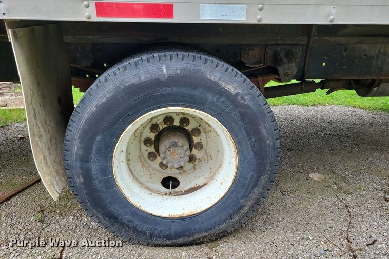 image for item DI3053 1995 GMC TopKick C6500 box truck