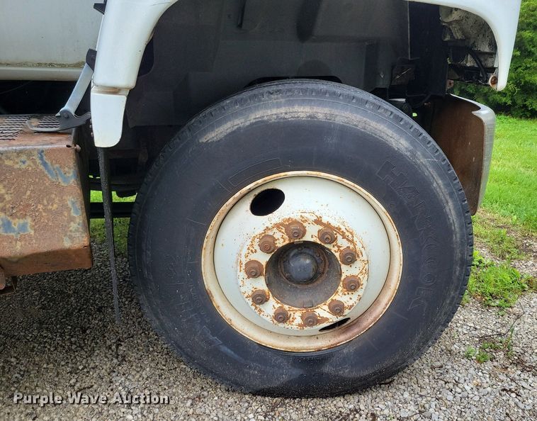 image for item DI3053 1995 GMC TopKick C6500 box truck