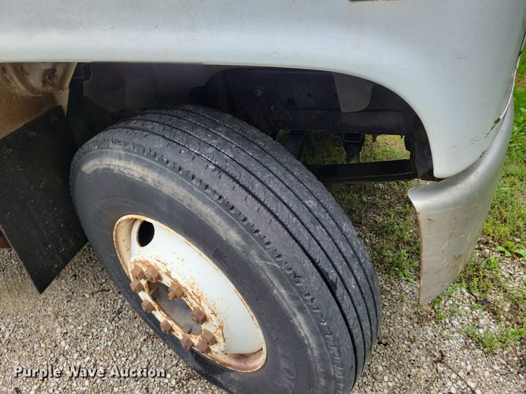 image for item DI3053 1995 GMC TopKick C6500 box truck