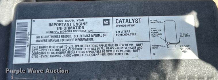 image for item DK6611 2006 GMC Sierra 2500HD utility bed pickup truck