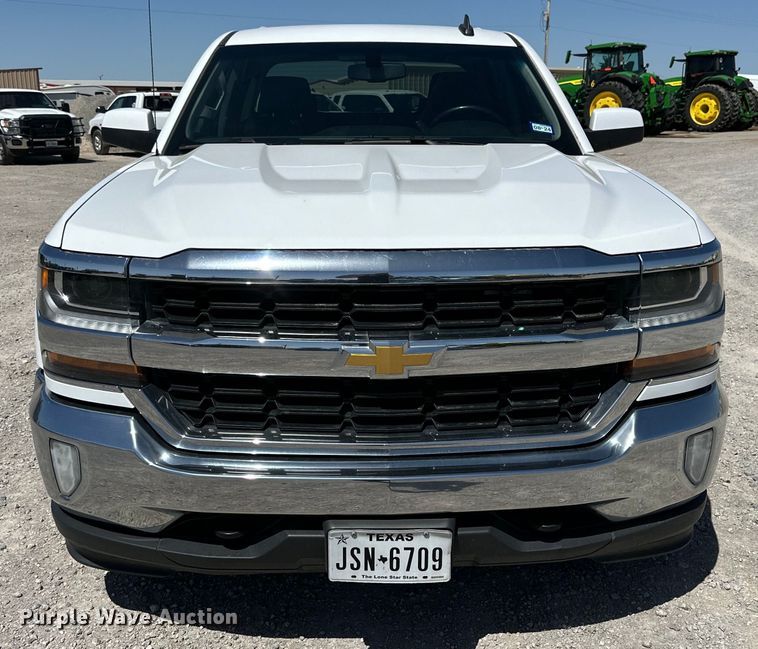 image for item DK6613 2017 Chevrolet  Silverado 1500 Crew Cab pickup truck
