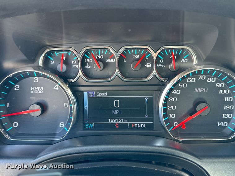 image for item DK6613 2017 Chevrolet  Silverado 1500 Crew Cab pickup truck