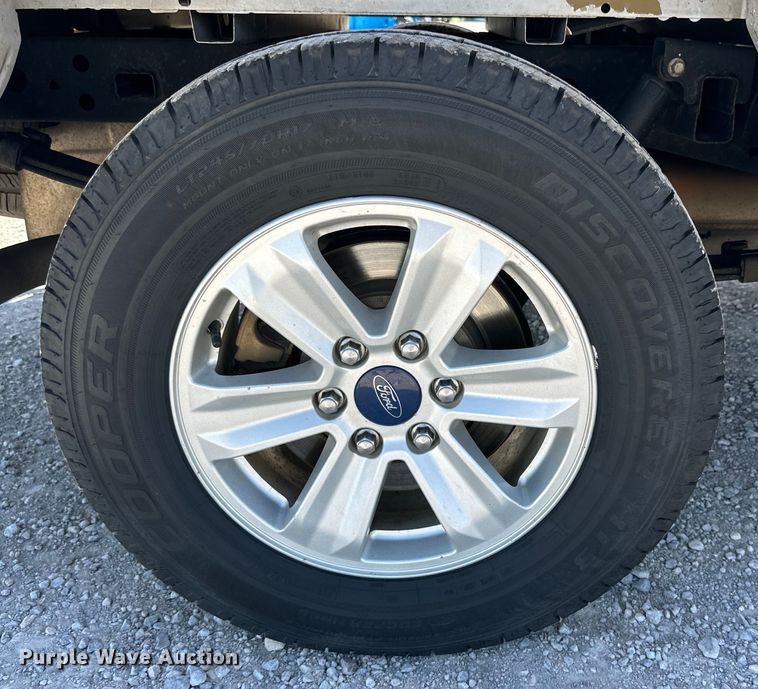 image for item DK6615 2015 Ford F150 SuperCrew pickup truck