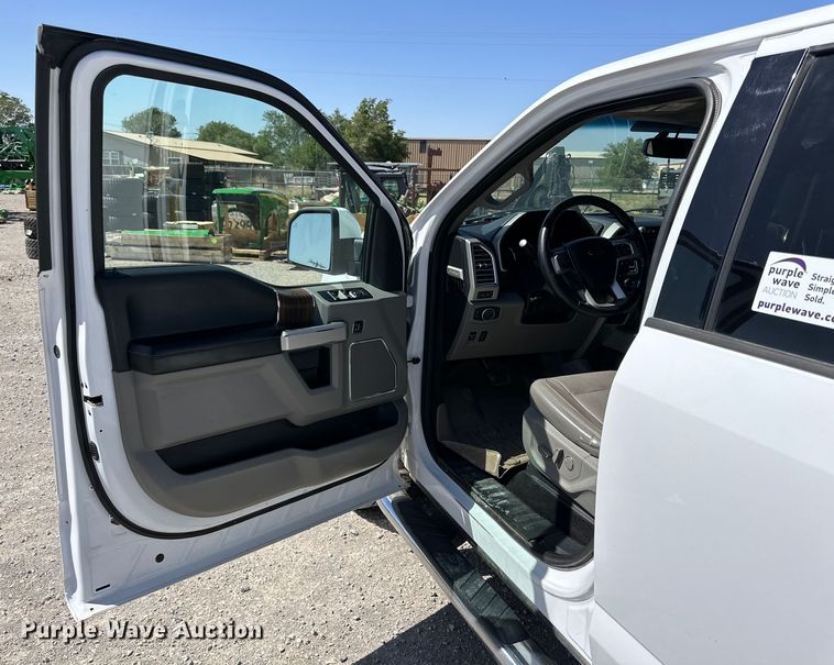 image for item DK6616 2015 Ford F150 SuperCrew pickup truck