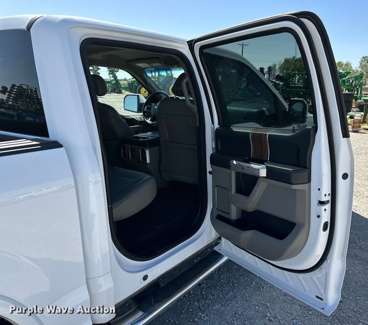 image for item DK6616 2015 Ford F150 SuperCrew pickup truck