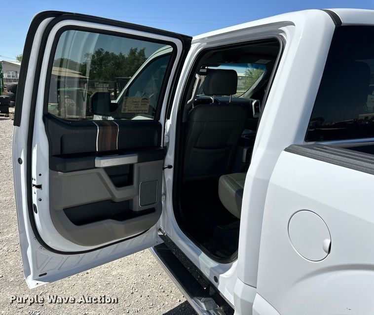 image for item DK6616 2015 Ford F150 SuperCrew pickup truck