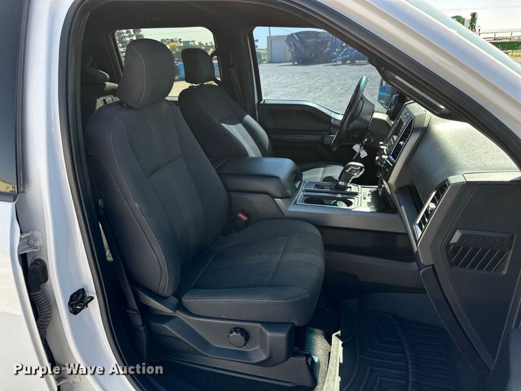 image for item DK6617 2017 Ford F150 SuperCrew pickup truck