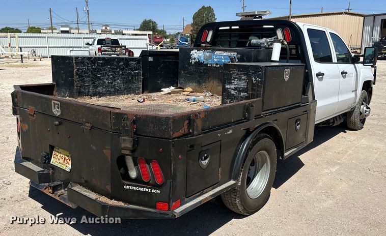 image for item DK6626 2017 Chevrolet Silverado 3500 HD Crew Cab flatbed pickup truck