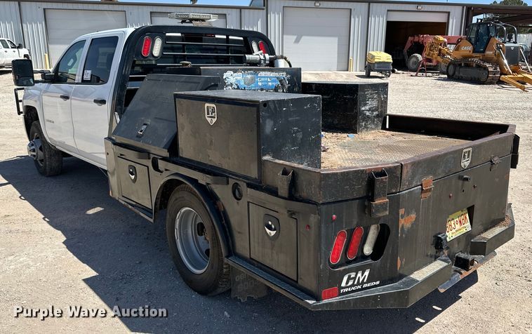 image for item DK6626 2017 Chevrolet Silverado 3500 HD Crew Cab flatbed pickup truck