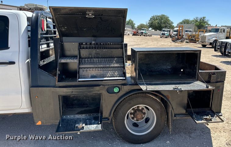 image for item DK6626 2017 Chevrolet Silverado 3500 HD Crew Cab flatbed pickup truck