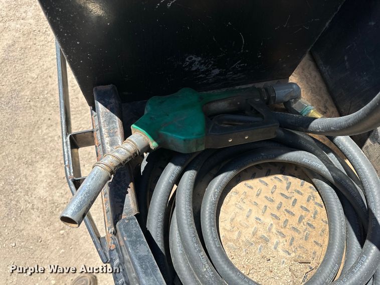 image for item DK6626 2017 Chevrolet Silverado 3500 HD Crew Cab flatbed pickup truck