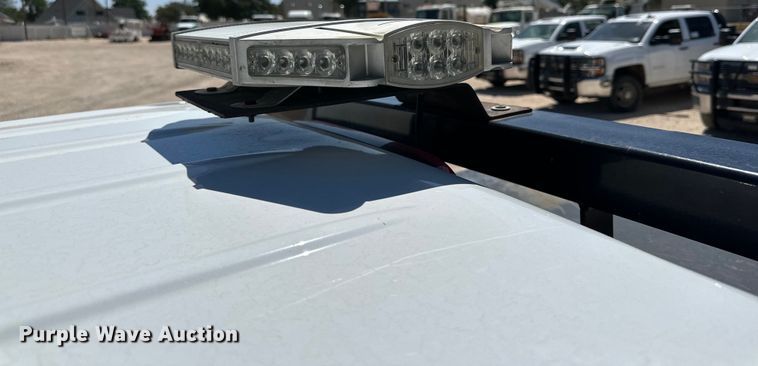 image for item DK6626 2017 Chevrolet Silverado 3500 HD Crew Cab flatbed pickup truck