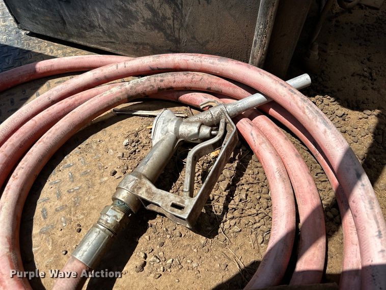 image for item DK6627 2015 Chevrolet Silverado 3500 HD Crew Cab flatbed pickup truck