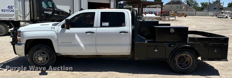 image for item DK6628 2017 Chevrolet Silverado 3500 HD Crew Cab flatbed pickup truck