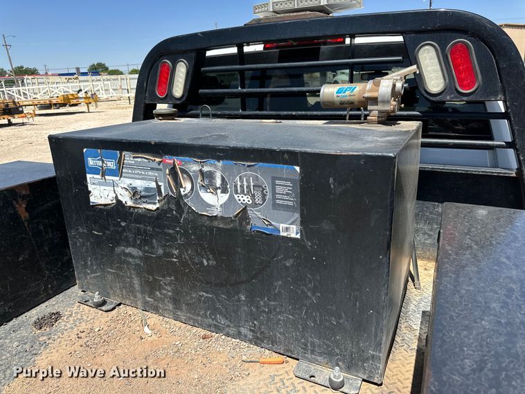 image for item DK6628 2017 Chevrolet Silverado 3500 HD Crew Cab flatbed pickup truck