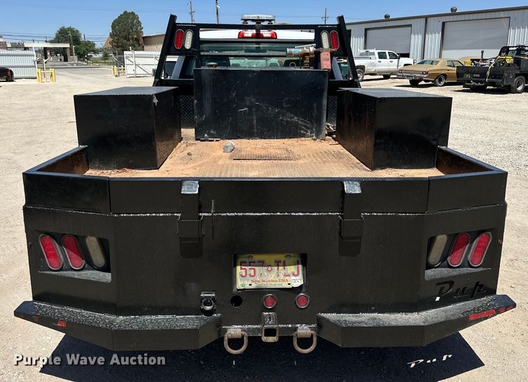 image for item DK6633 2016 Chevrolet Silverado 3500 HD Crew Cab flatbed pickup truck